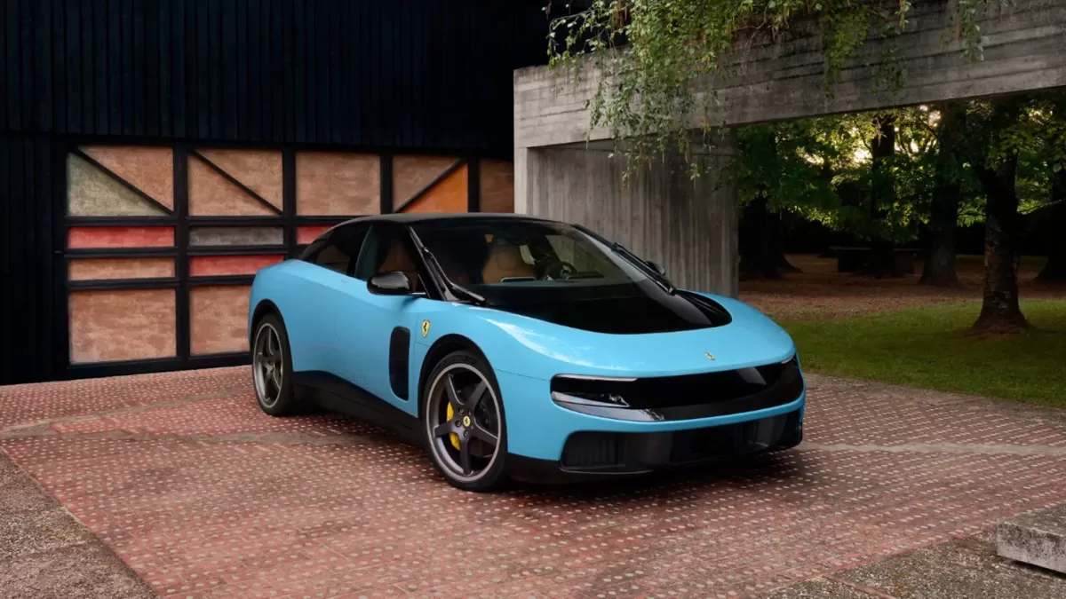 ferrari-luce-immagini-foto-prezzo-uscita-0_jpg.webp